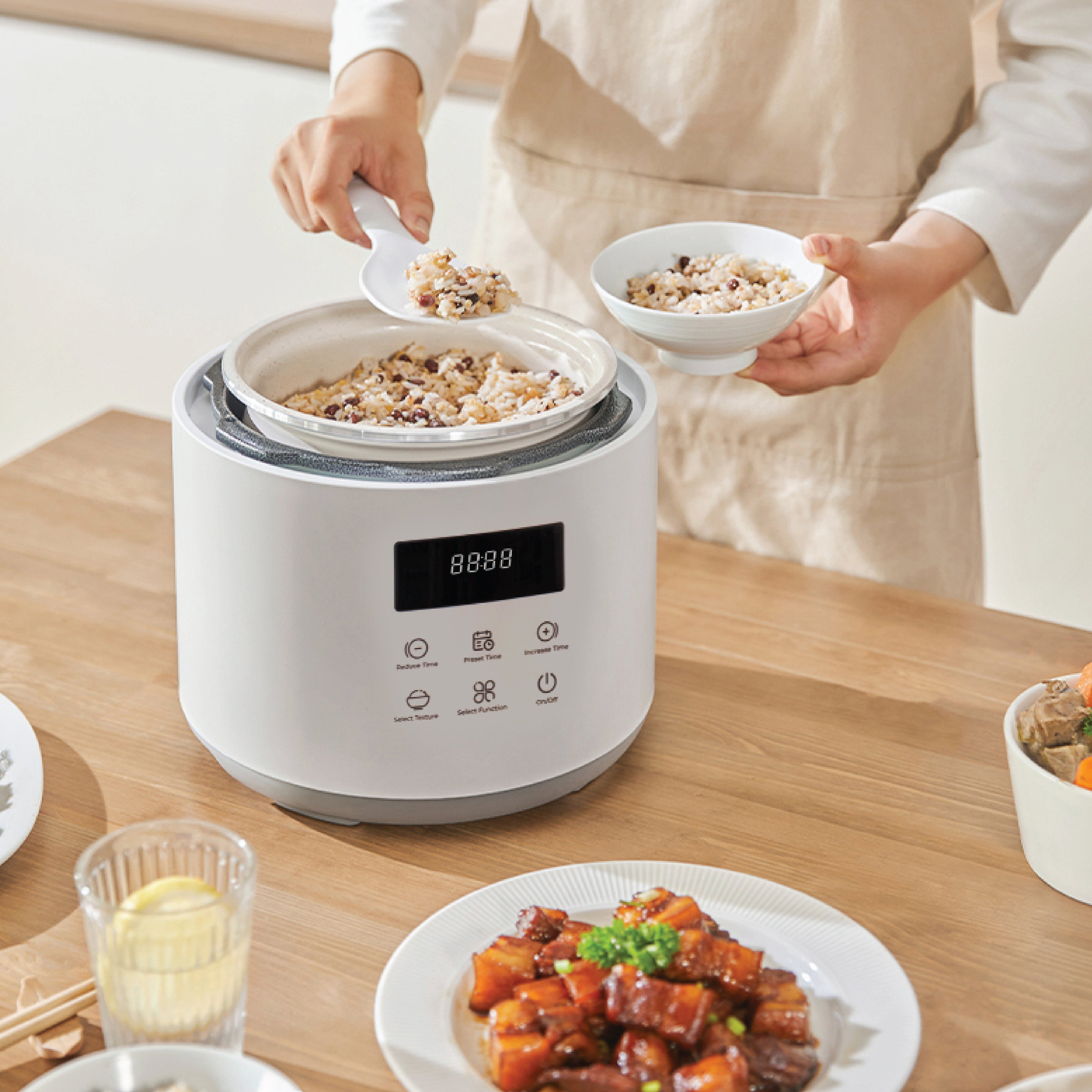 Pressure Cooker [2.5L]